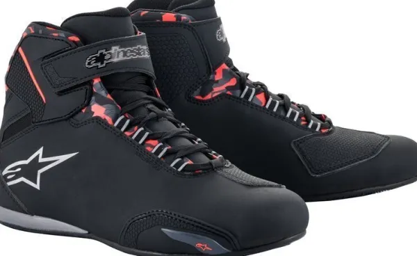 Alpinestars Sektor Waterproof Shoes Black Dark Gray Red Fluo 1118>Heren Heren Motorschoenen|Waterdichte Motorschoenen