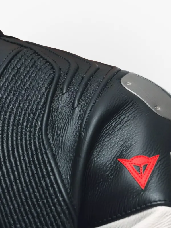 Dainese Misano 3 Perforated D-Air 1Pc Leather Suit Black/Red/Fluo-Red> Motorpakken