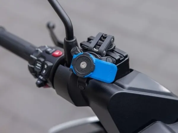 Quad Lock Brake Reservoir Phone Mount V2 Brake Reservoir Phone Mount V2> Telefoonhouders